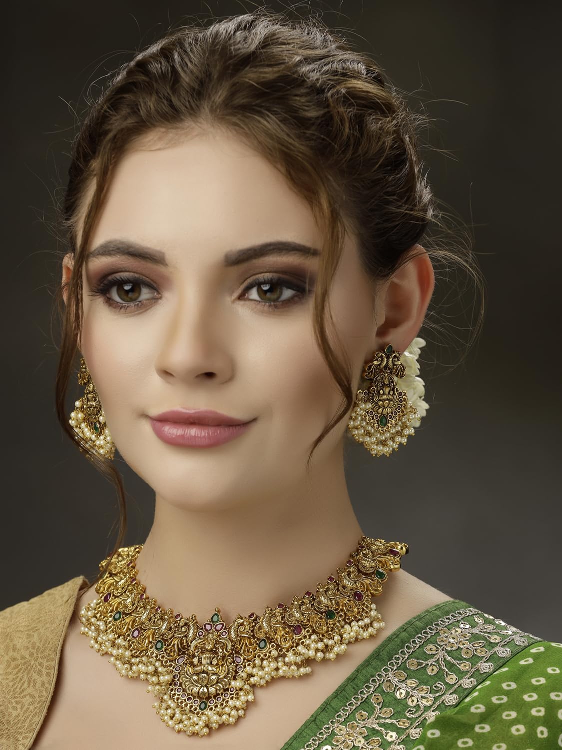 Fashion Latest Stylish Fancy Pearl Choker Traditional Jewellery Set for Women