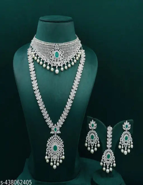 Elegant 4-Piece Women's Artificial Necklace Set - Stylish and Affordable Fashion Jewelry for Everyday Wear and Special Occasions