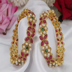 Women FASHION TRENDIN BANGLES
